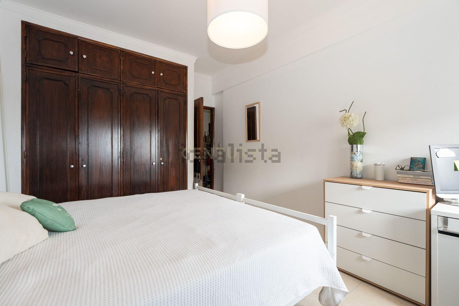 公寓 t2出售在Rua Soeiro Pereira Gomes - 卧室