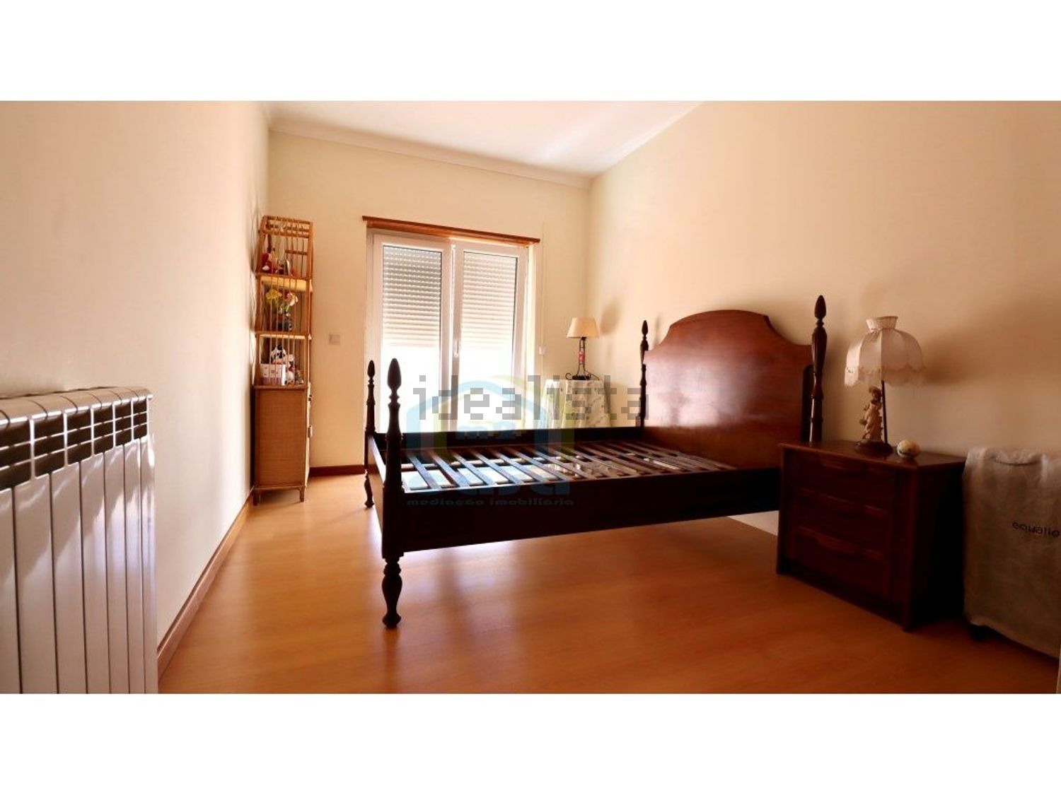 小楼房或独栋别墅出售在Rua Dona Aurélia, 13 - 卧室