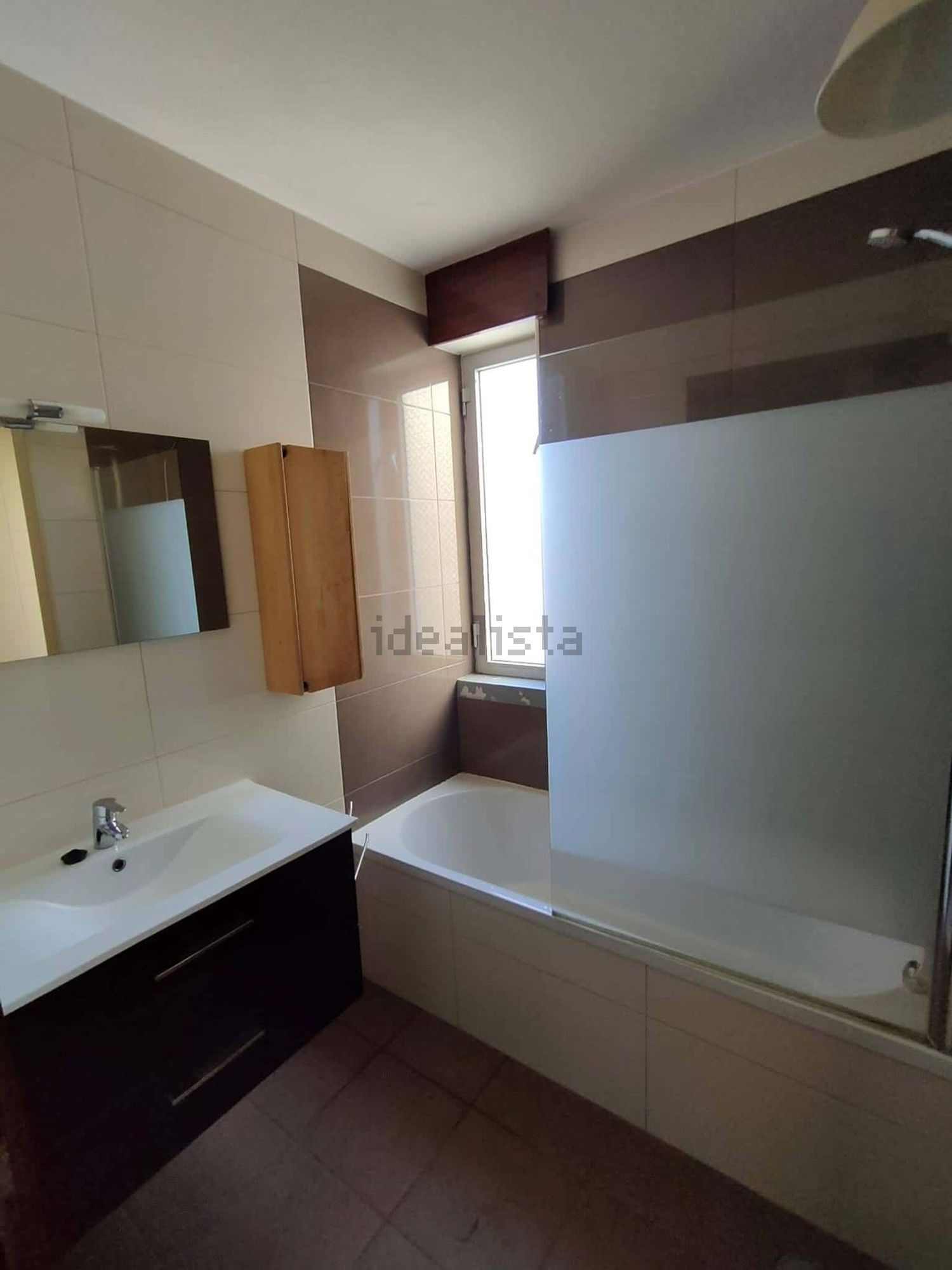 出租房间在Rua Amílcar Cabral, 11 - 卫生间