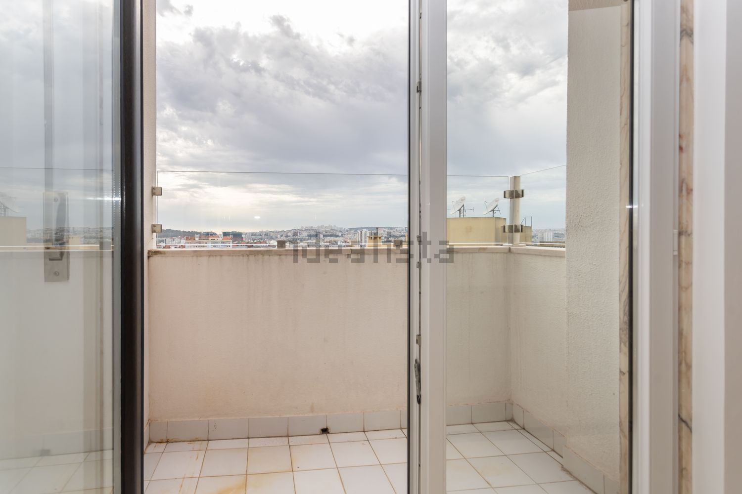 出租顶层公寓在Rua Padre Américo - 阳台