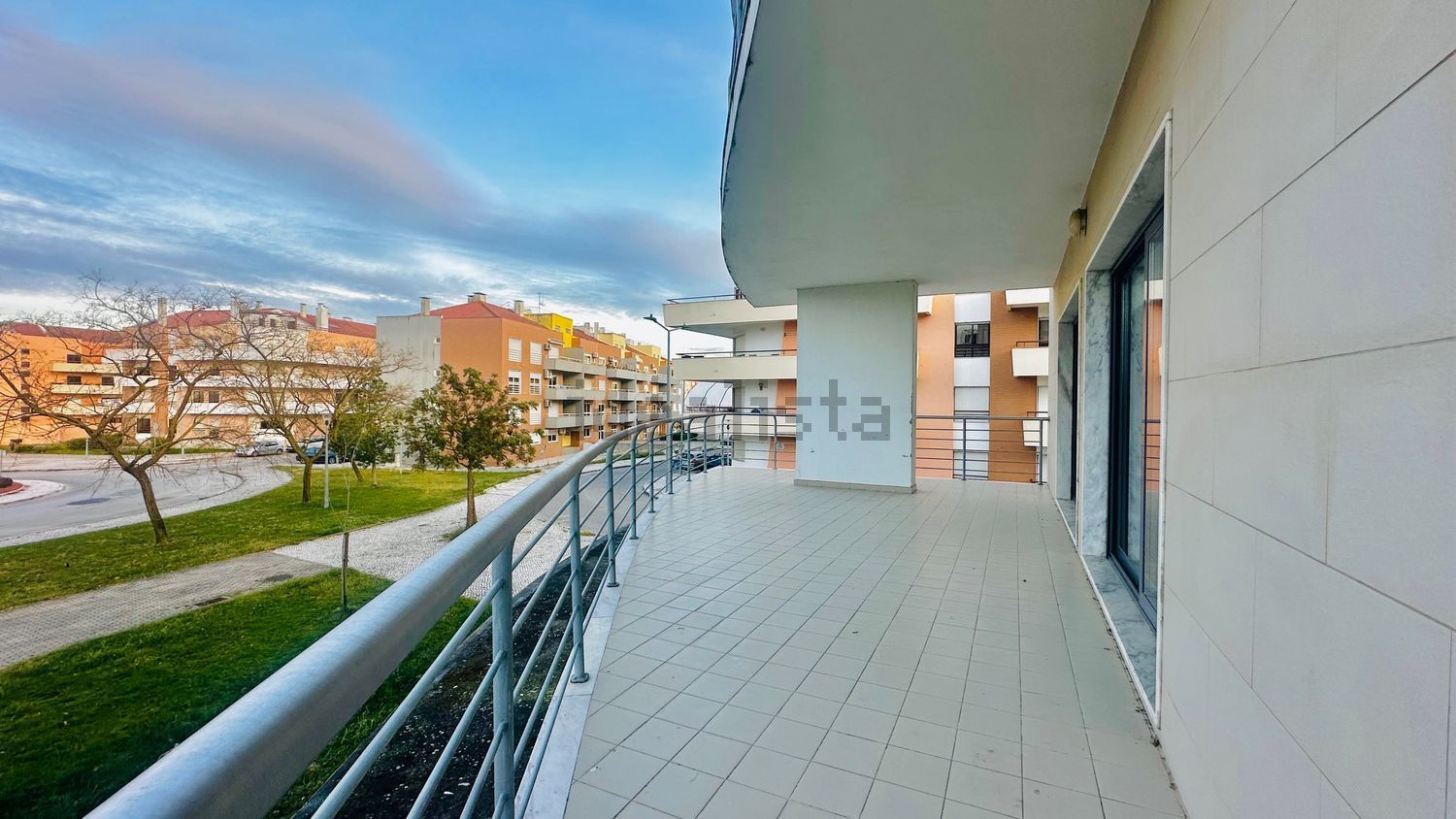 公寓 t4出售在Avenida Natália Correia - 阳台