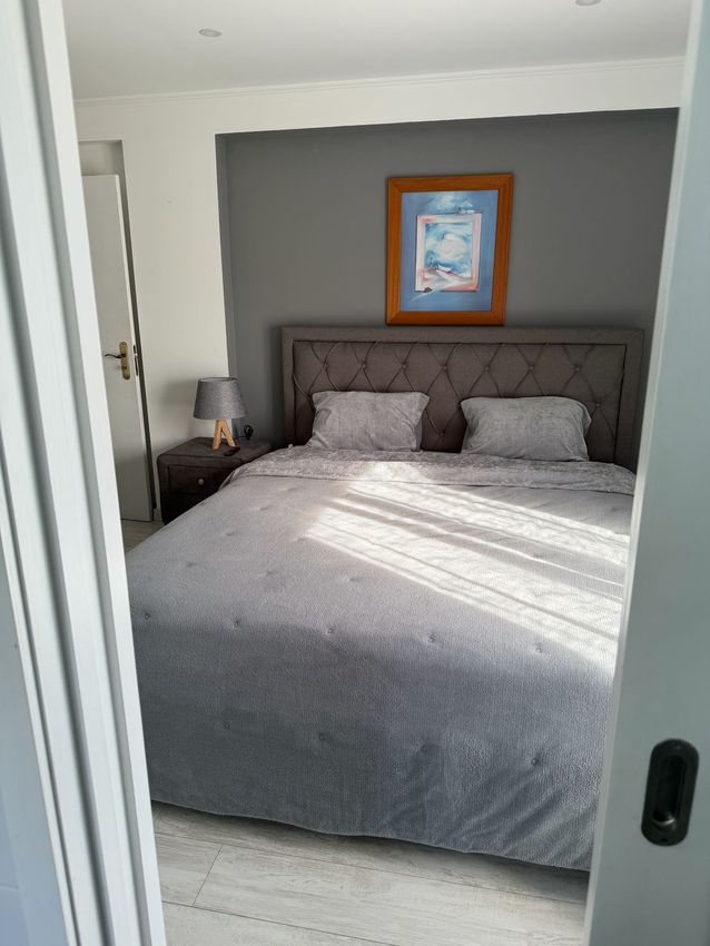 出租房间在Avenida Antero de Quental, 11