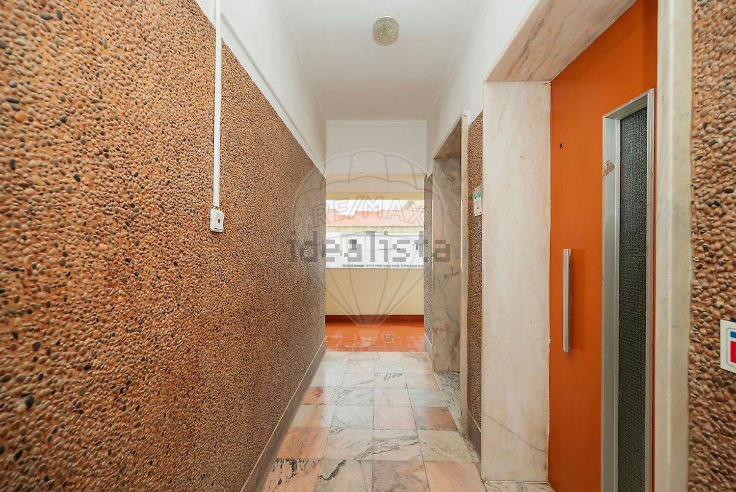 公寓 t3出售在Rua João Nunes Resende - 过道