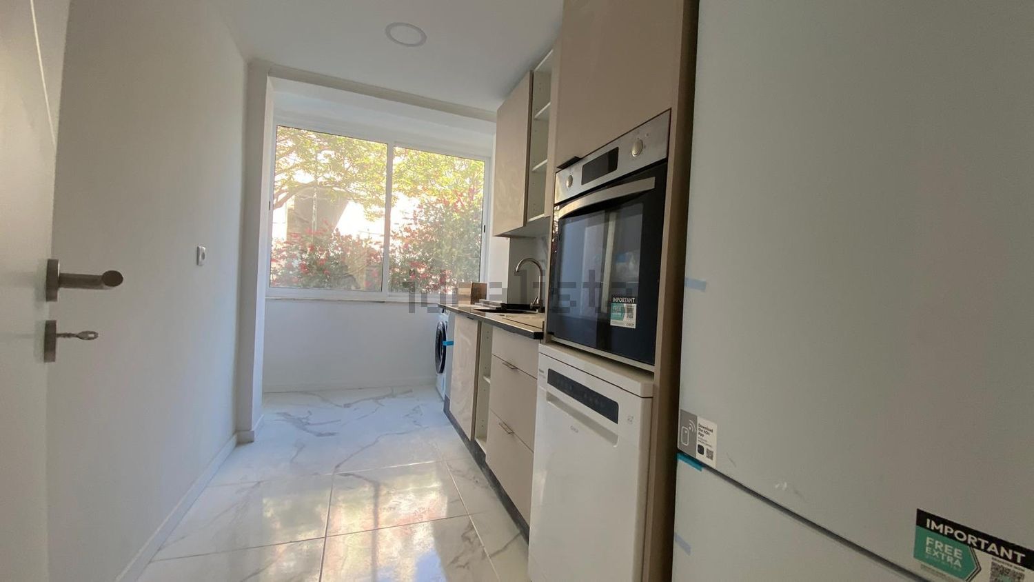 公寓 t3出售在Avenida Comandante Luís António da Silva - 厨房