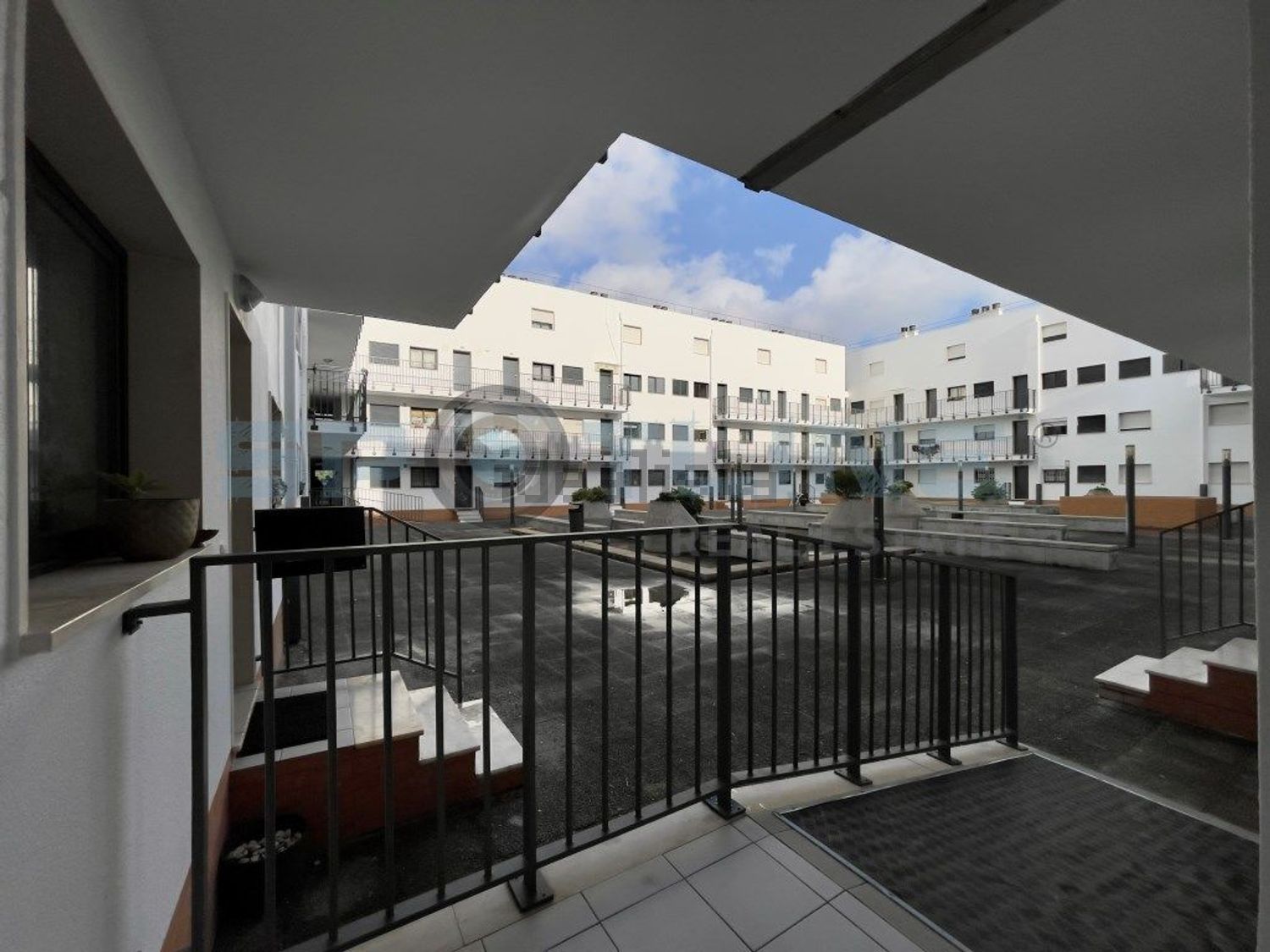 公寓 t4出售在Rua Barata Feyo, 10 - 阳台