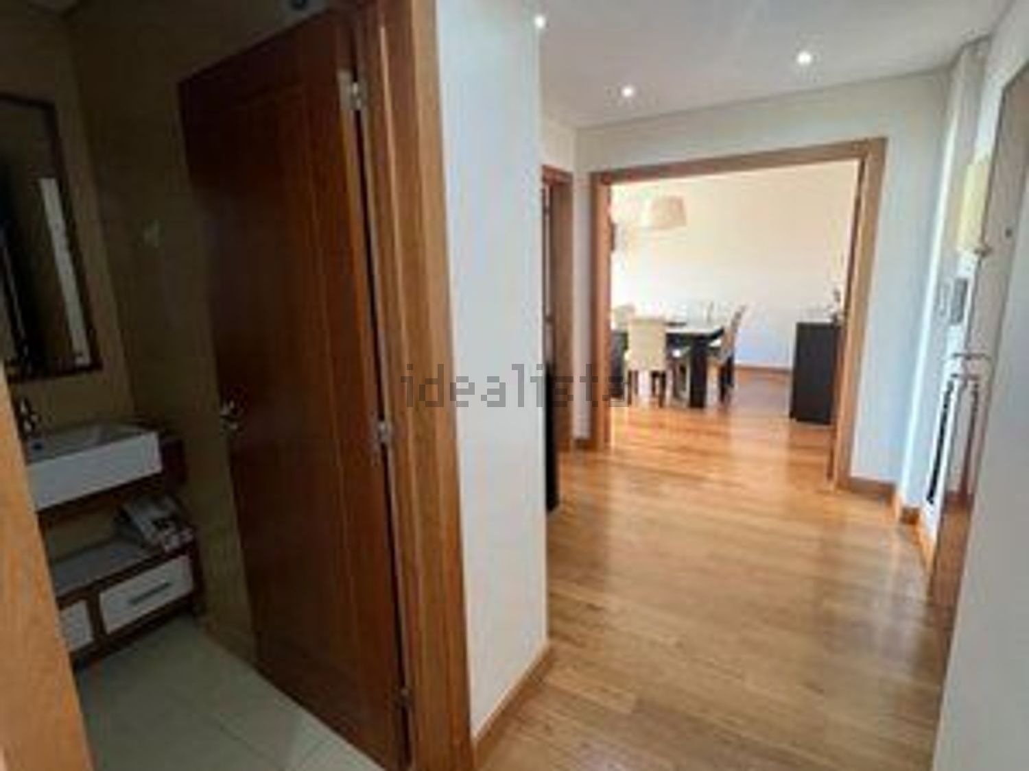 出租公寓 t2在Avenida Diogo Cão, 21 - 过道