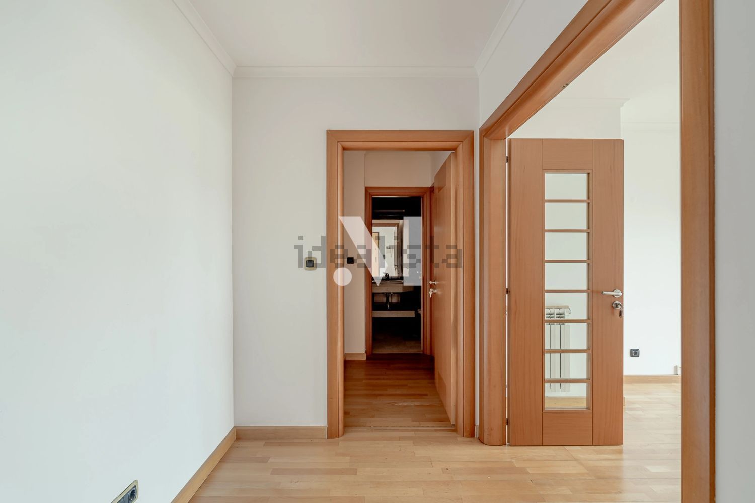 公寓 t1出售在Avenida Cidade de Bratislava s/n - 过道