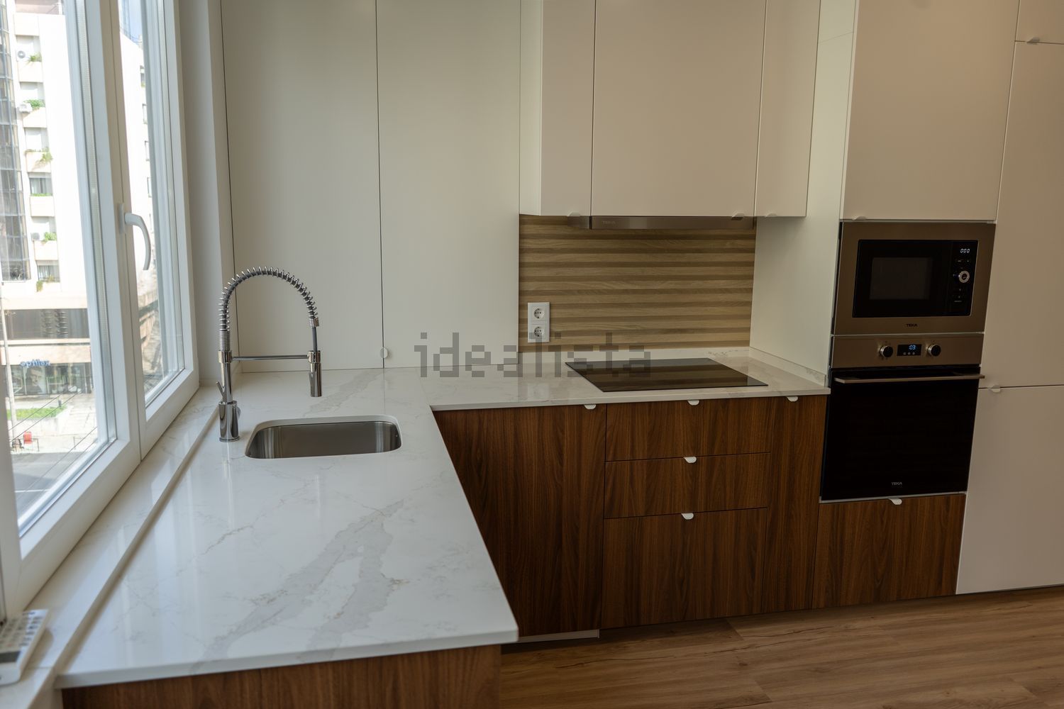 公寓 t3出售在Rua Cidade de Cádiz - 厨房