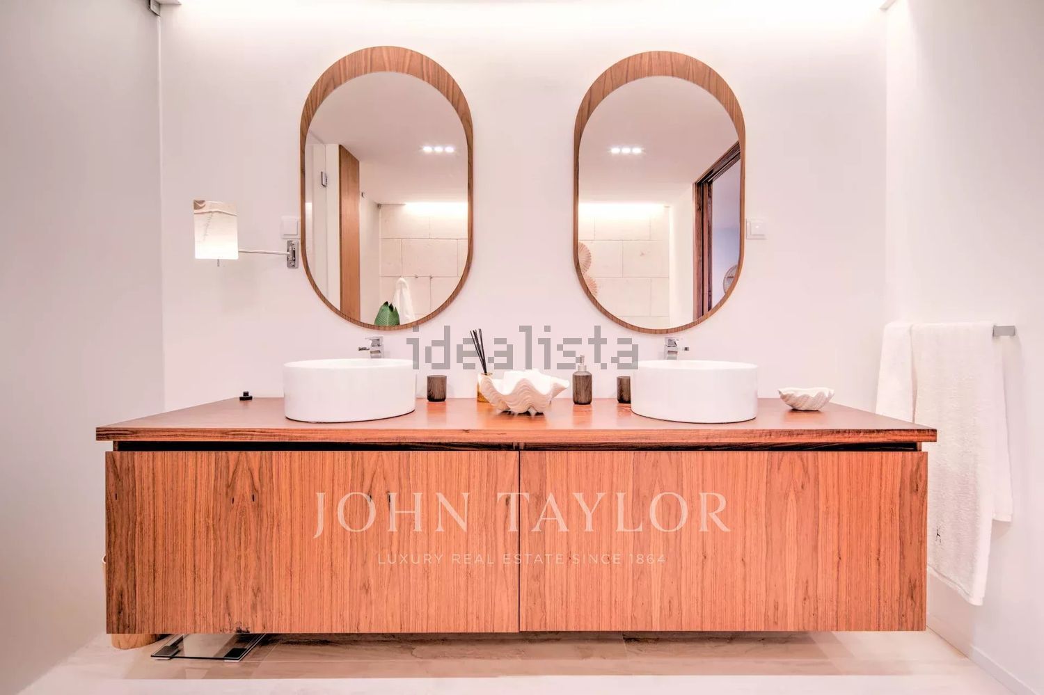 小楼房或独栋别墅出售Tróia - 卫生间