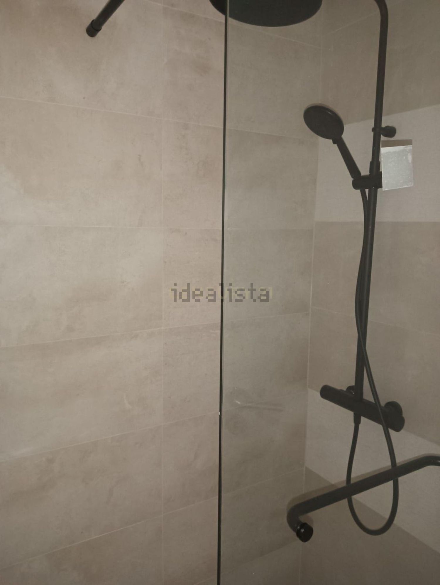 出租公寓 t1在Rua Dom Dinis, 19 - 卫生间