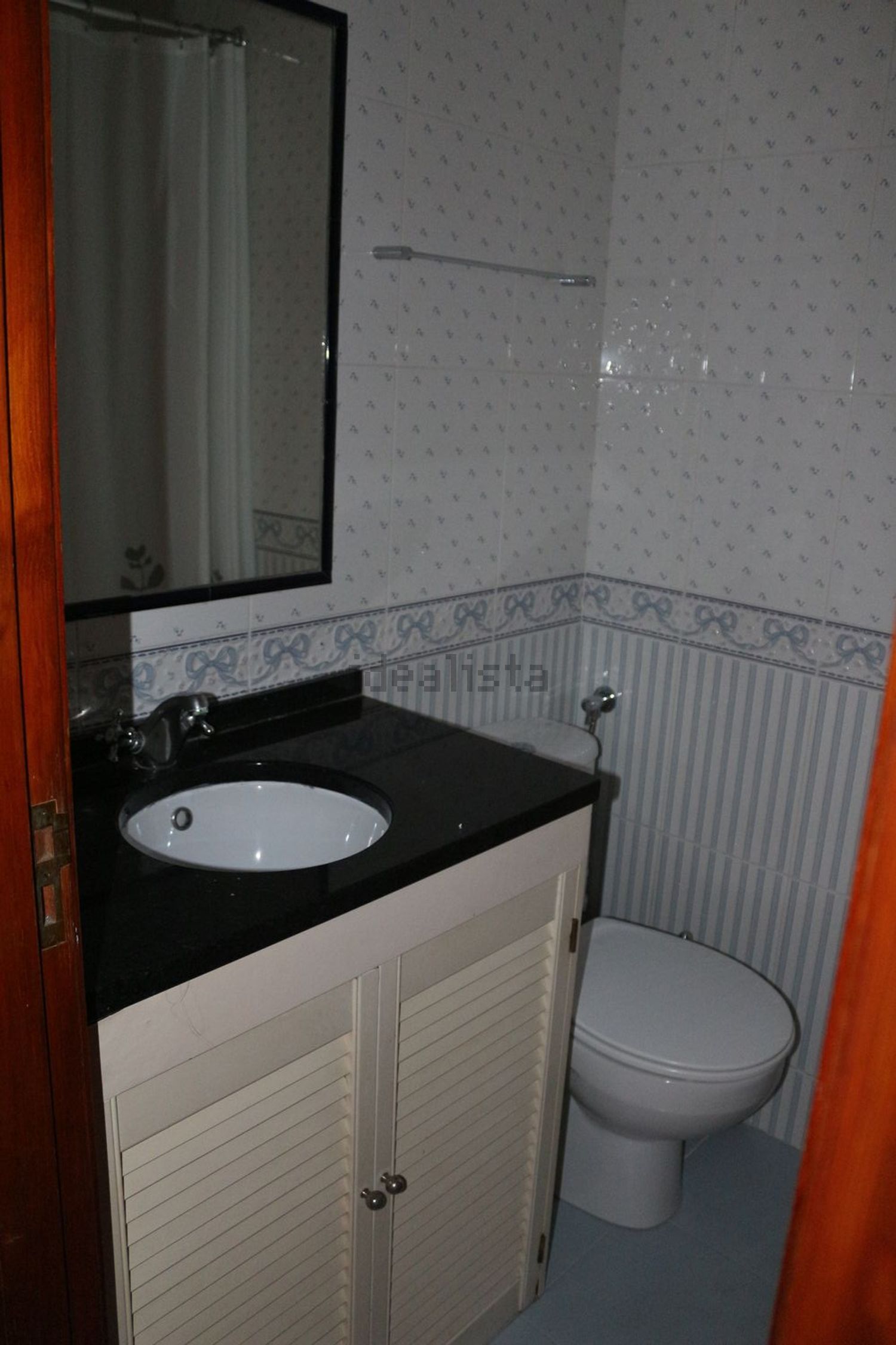 出租房间在Rua Doutor José Saraiva, 48 n - 卫生间