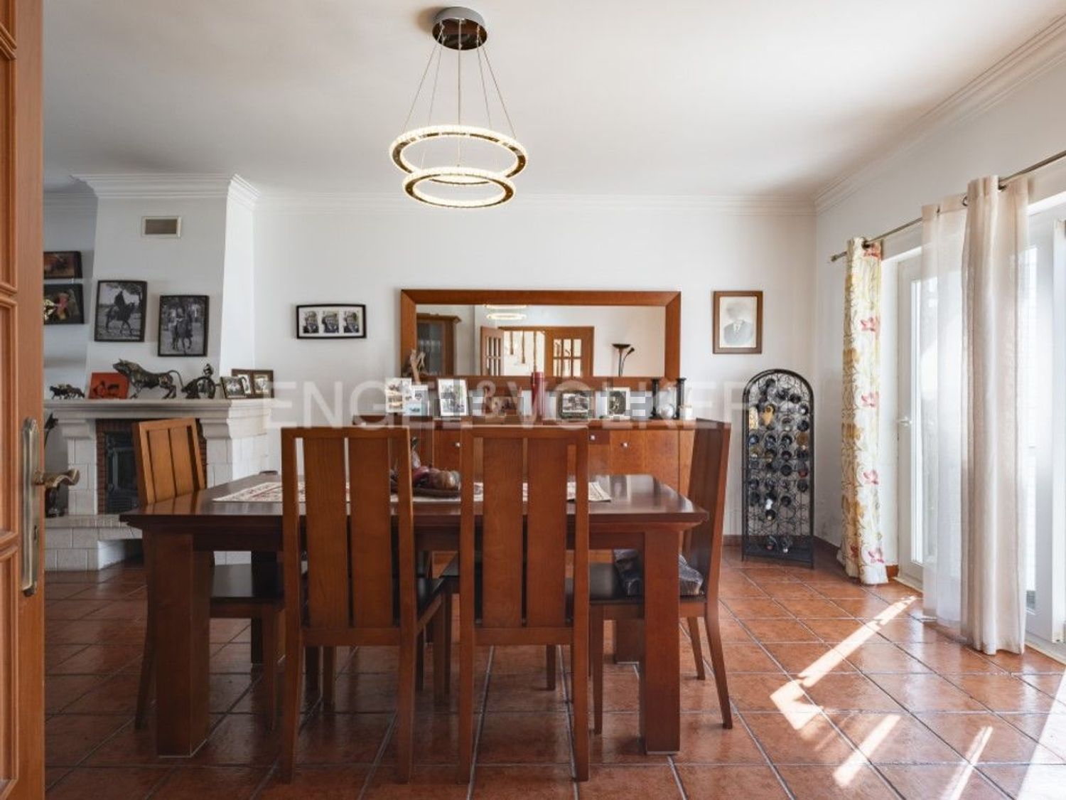 小楼房或独栋别墅出售在Moita - 客厅