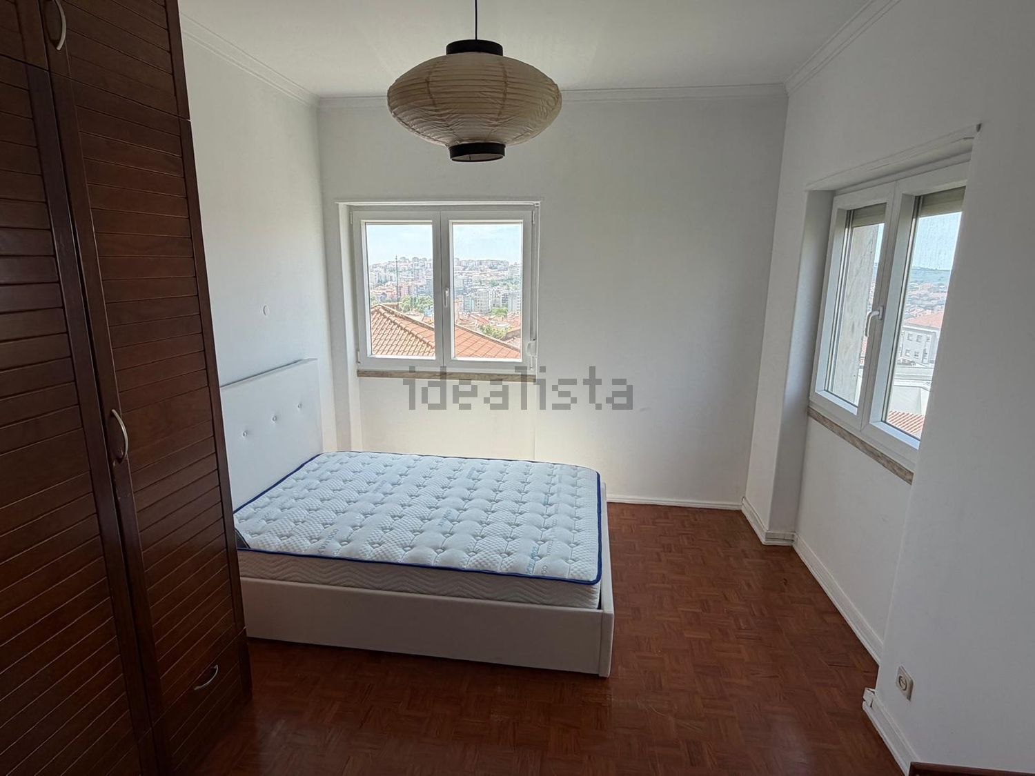 出租房间在Rua Doutor Azevedo Neves, 94 - 卧室