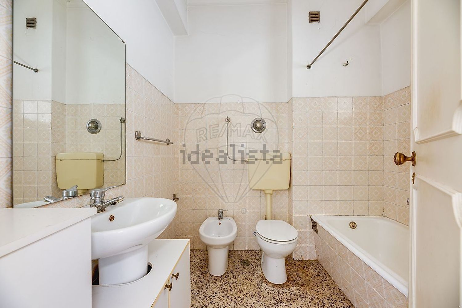 公寓 t2出售在Rua 4 de Outubro - 卫生间