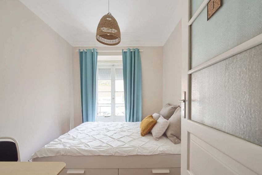 出租房间在Rua Actor Vale, 29