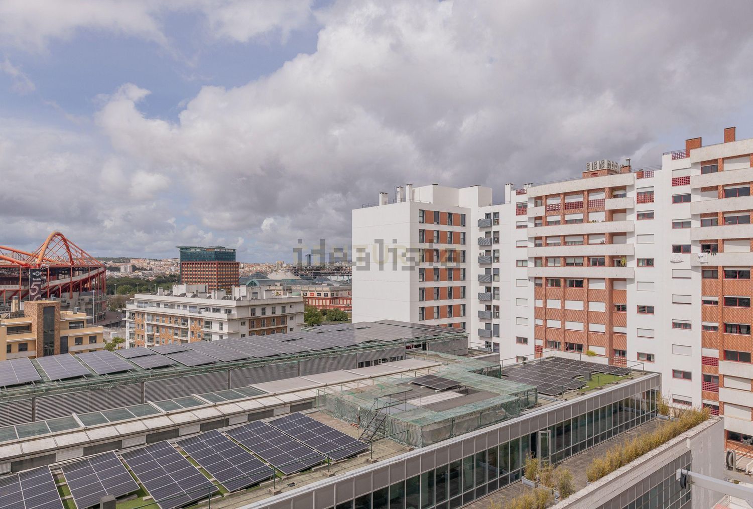 公寓 t3出售在Alto dos Moinhos - 视线