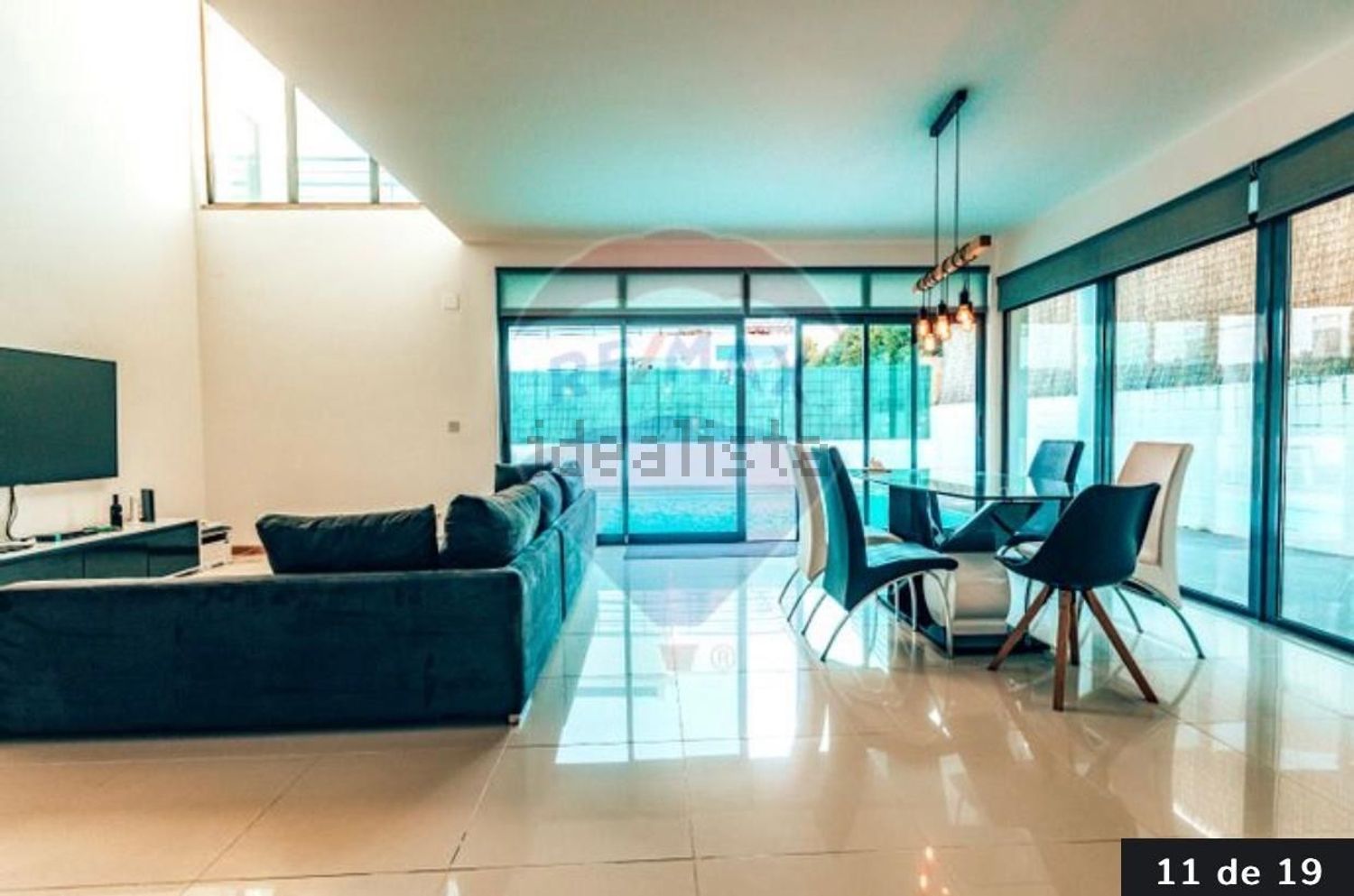 出租小楼房或独栋别墅在Rua Pêro Vaz de Caminha, 26 - 客厅