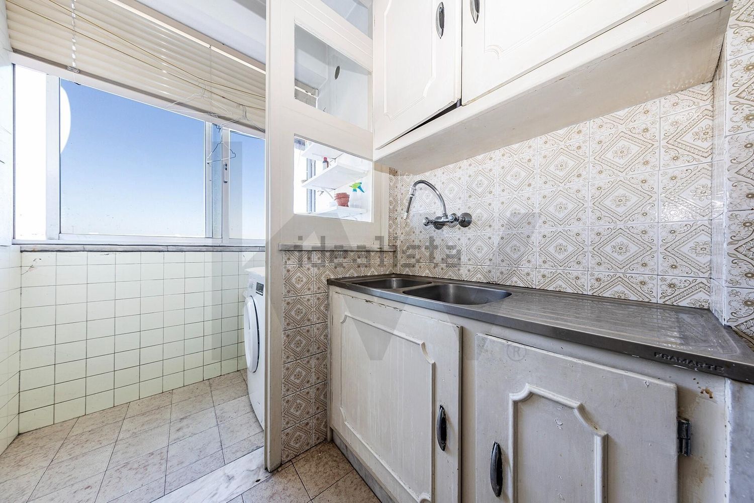 出租公寓 t1在Bairro dos Actores - Barão Sabrosa - 厨房