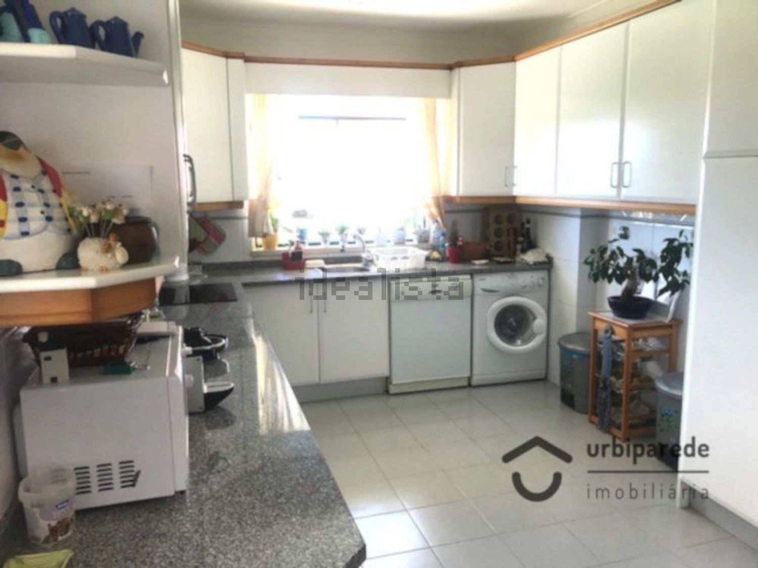 出租小楼房或独栋别墅在Praceta Susana Feitor s/n - 厨房