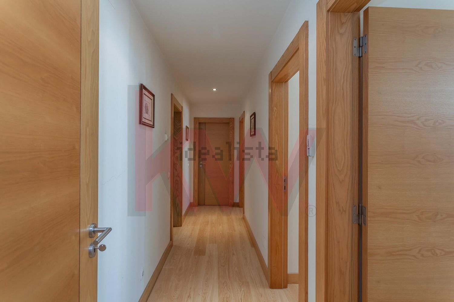 公寓 t4出售在Rua Gil Eanes s/n - 过道