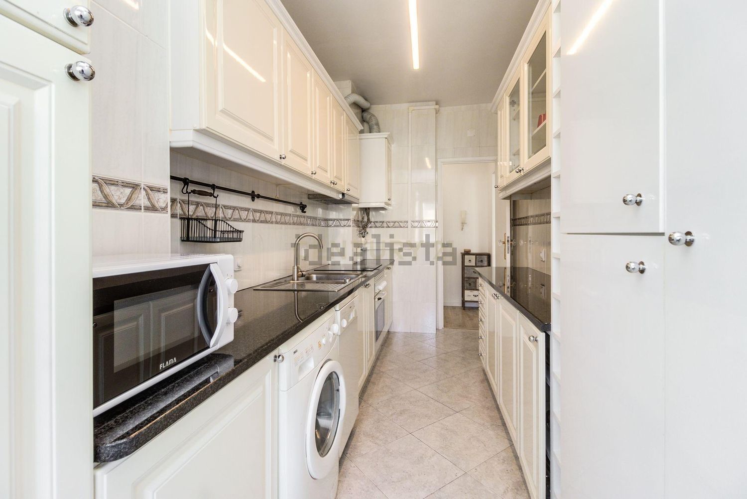 出租公寓 t2在Avenida Conselheiro Barjona de Freitas, 7 - 厨房