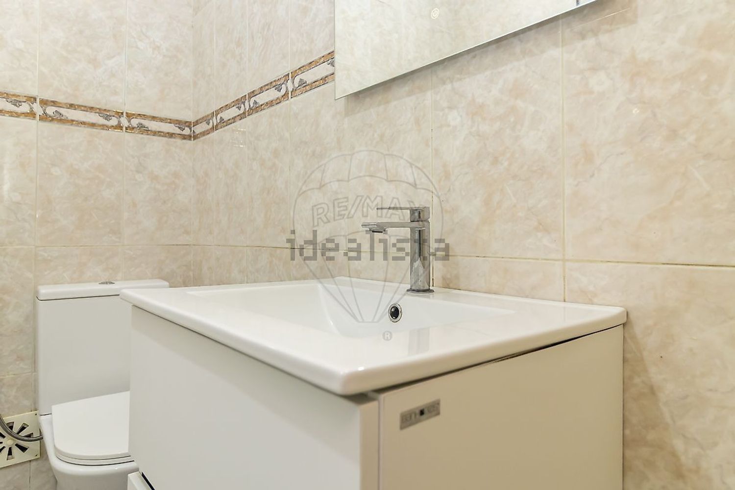 公寓 t3出售在Rua Infante Dom Augusto - 卫生间