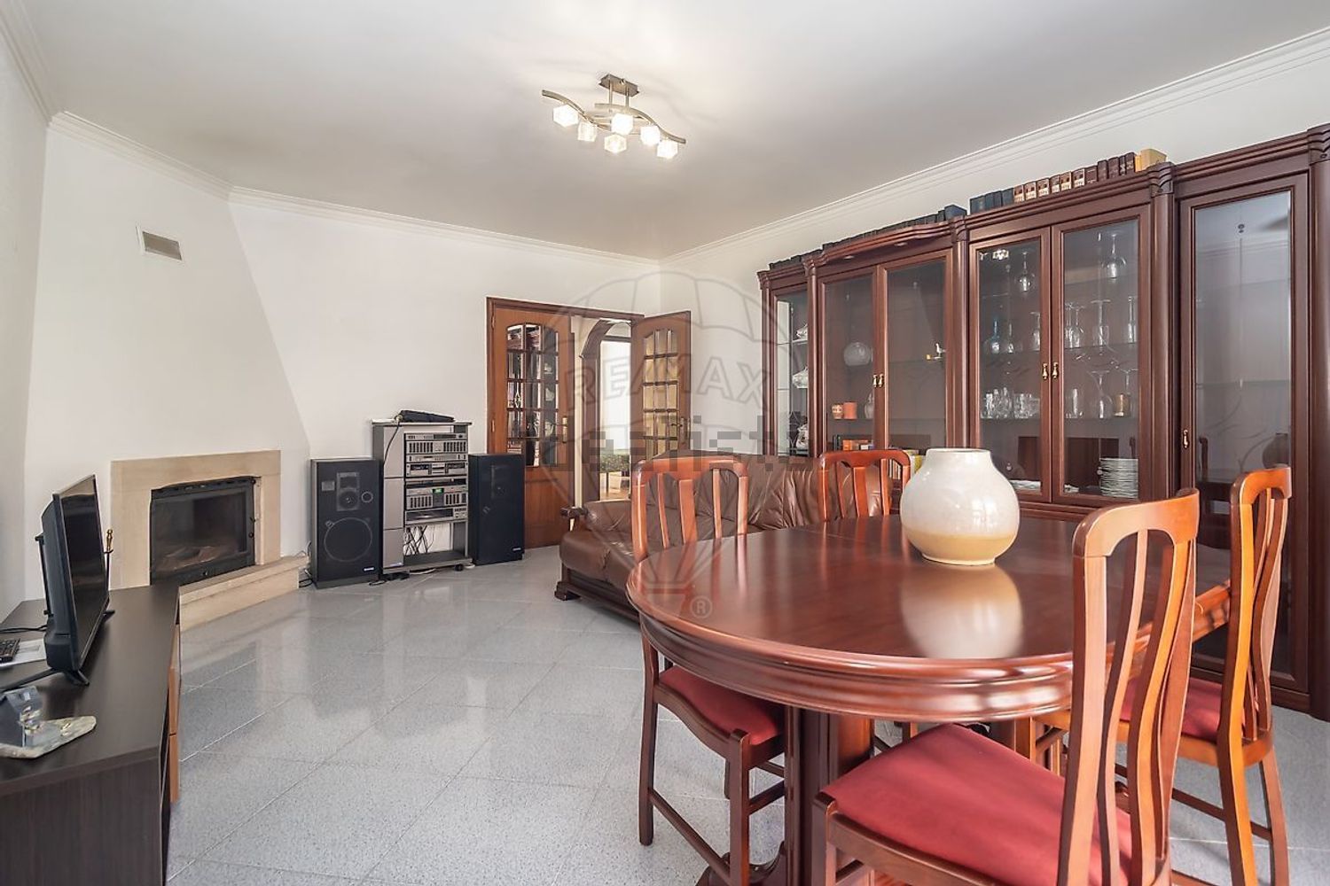 出租公寓 t2在Rua Hugo Casaes - 客厅