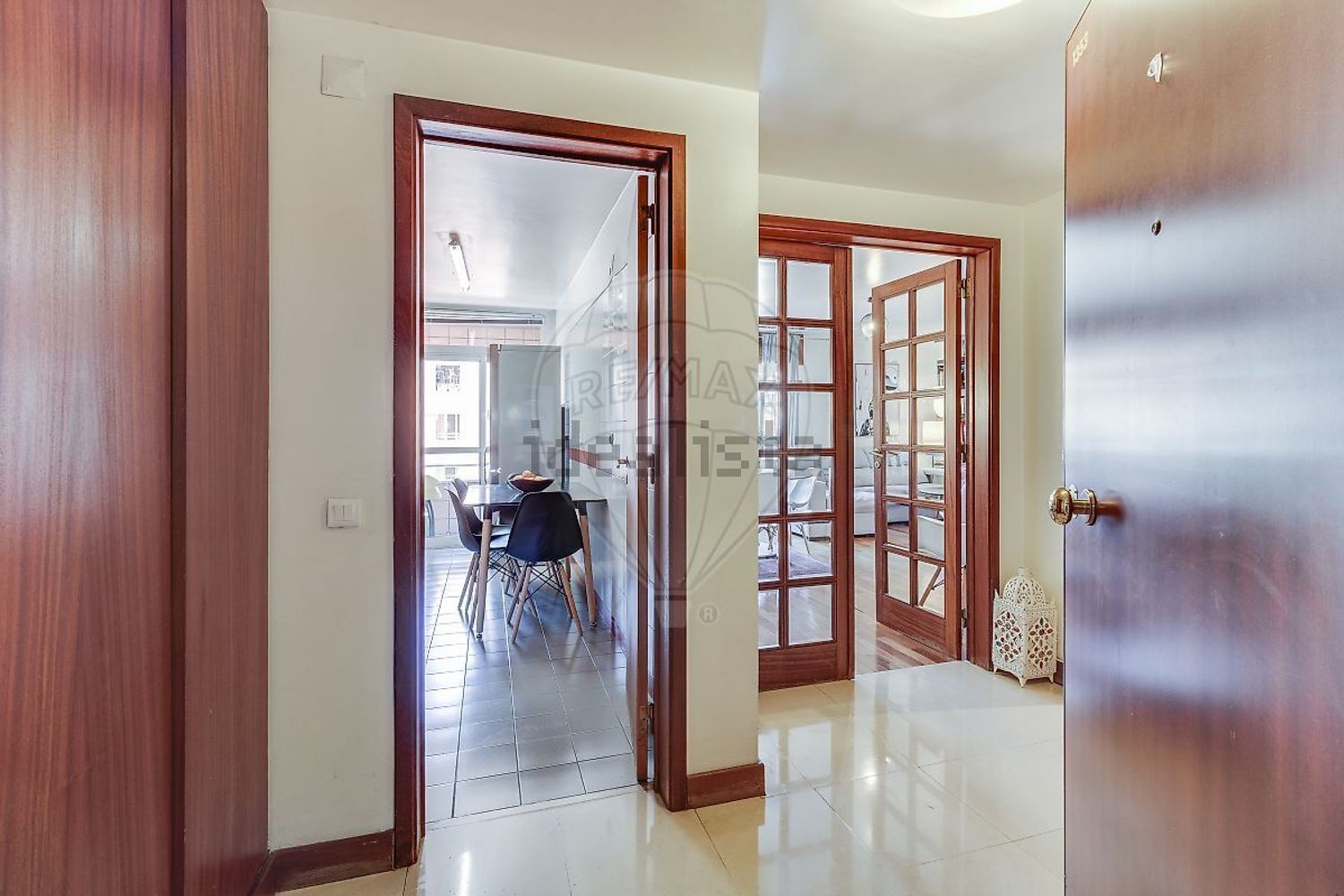 公寓 t2出售在Rua da Bela Vista à Graça - 过道