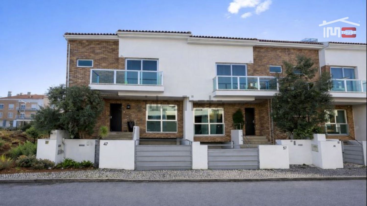 双拼别墅出售在Rua da Fábrica - 外立面