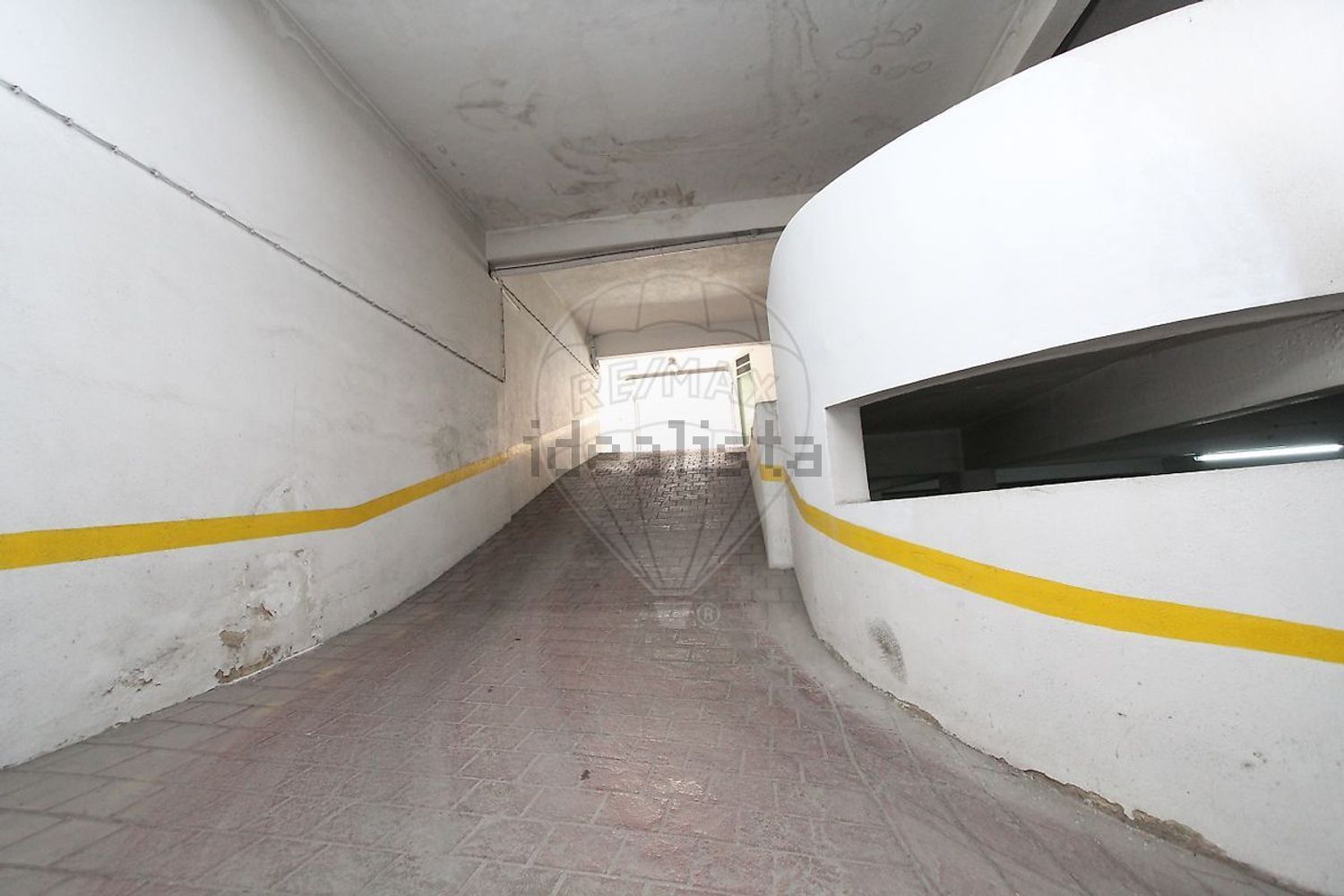 出租公寓 t2在Centro - 停车位