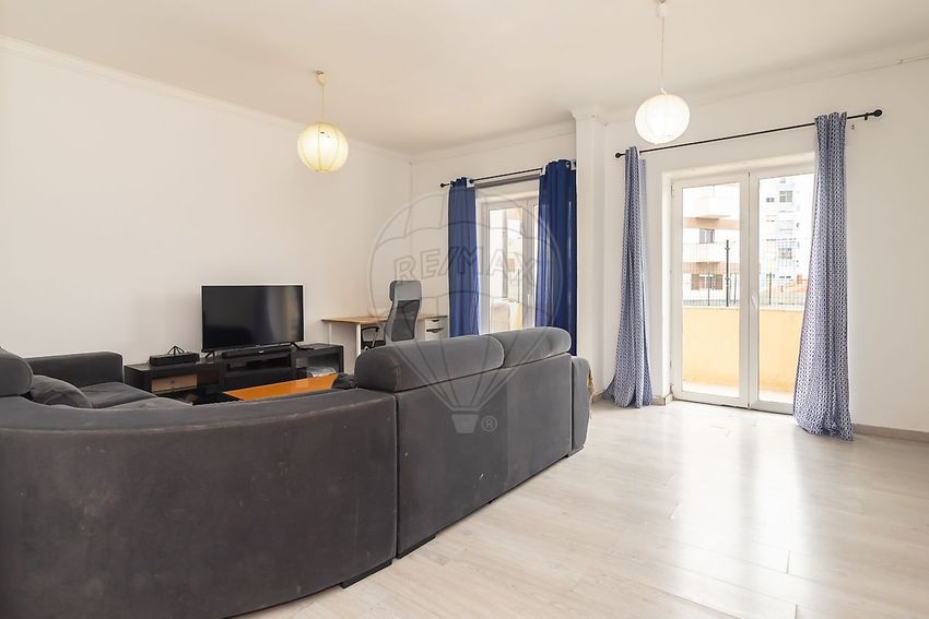 公寓 t3出售在Rua Infante Dom Augusto