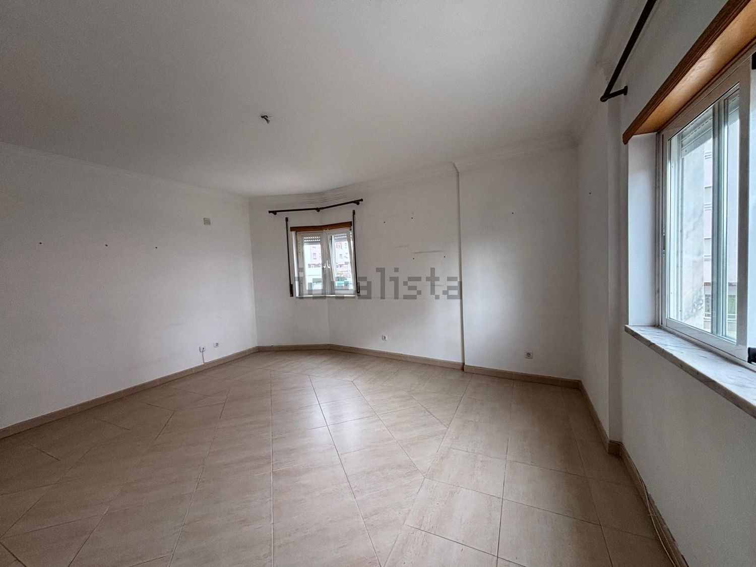 出租公寓 t3在Rua António Garibaldi, 14 - 客厅