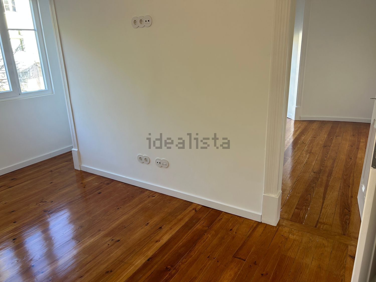 公寓 t3出售在Avenida General Roçadas, 105 - 居住