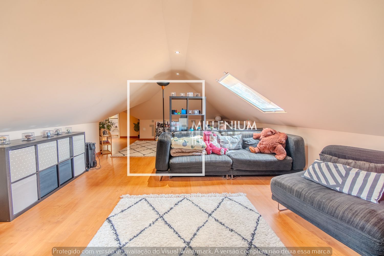 小楼房或独栋别墅出售在Rua do Moinho, 2 - 单人公寓