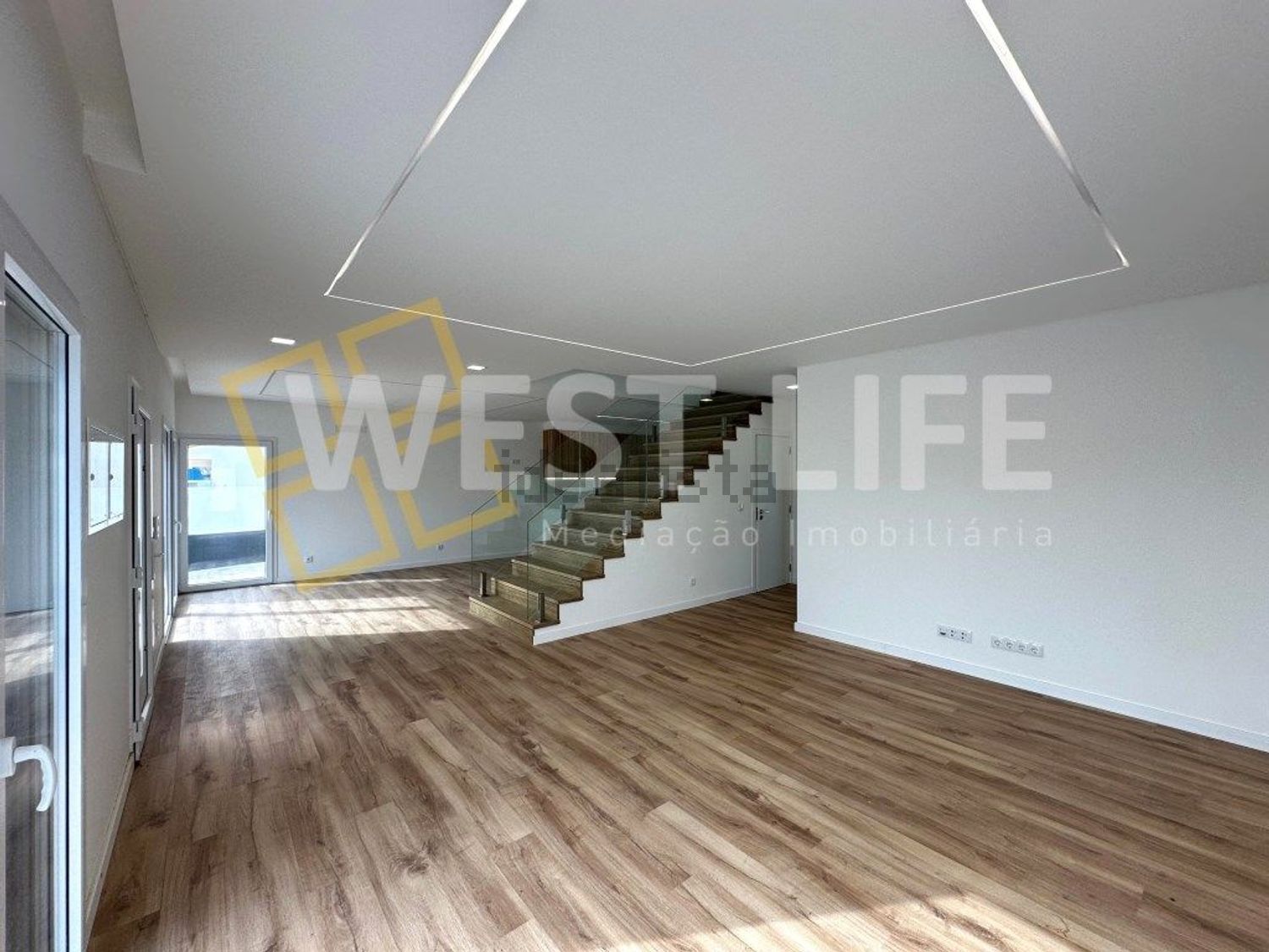 小楼房或独栋别墅出售在Santa Bárbara - 照片