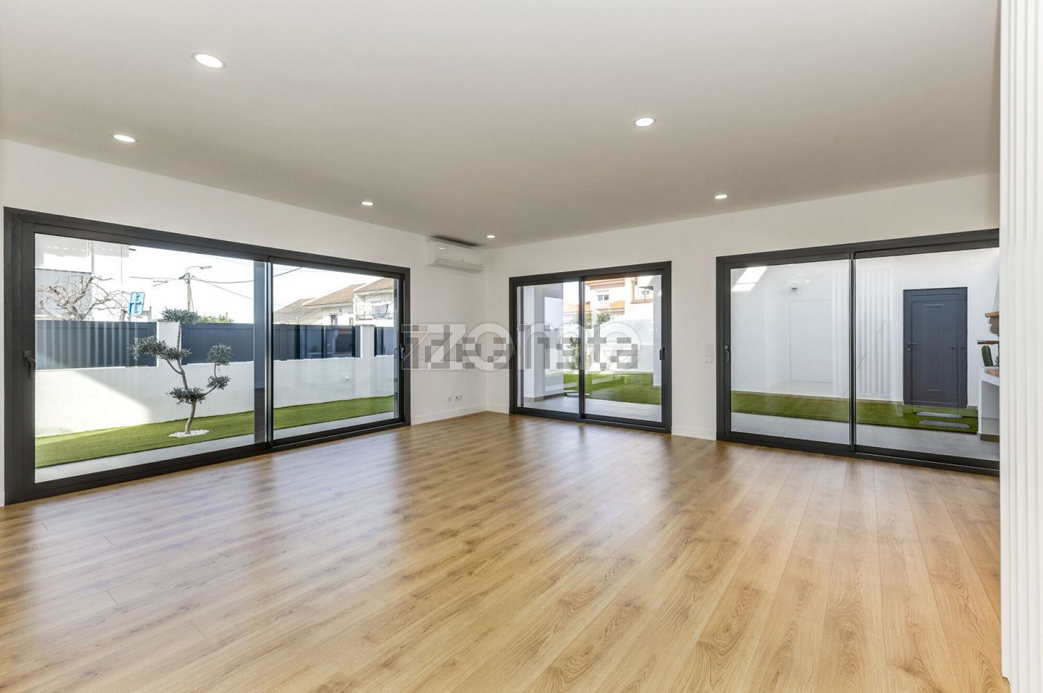 出租双拼别墅在Rua Portelas, 47 a - 客厅