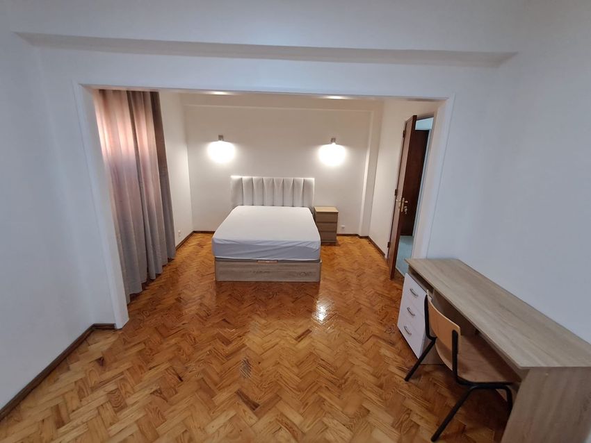 出租房间在Avenida de Pangim, 15