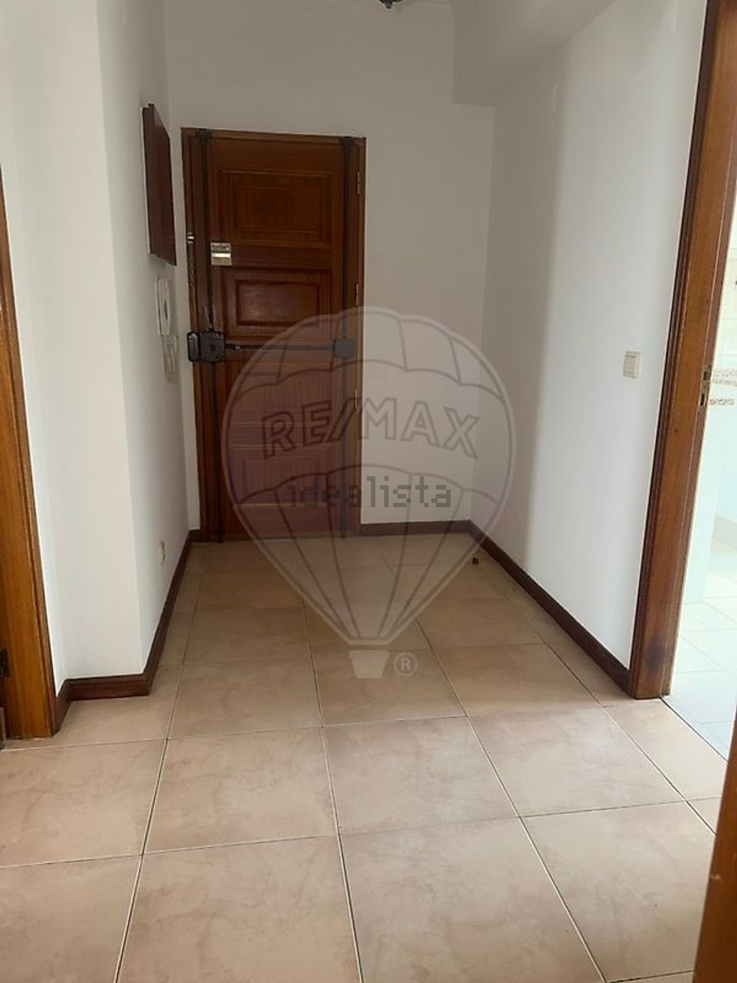 出租公寓 t3在Rua Frederico Pinheiro - 过道