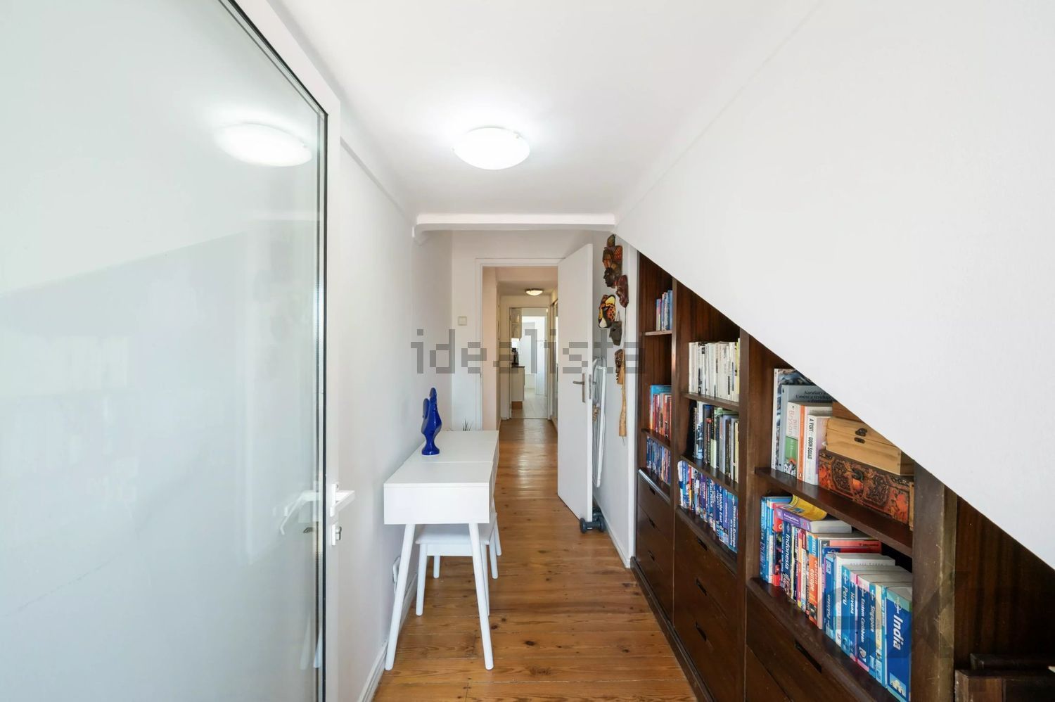 公寓 t1出售在Rua da Senhora do Monte - 过道