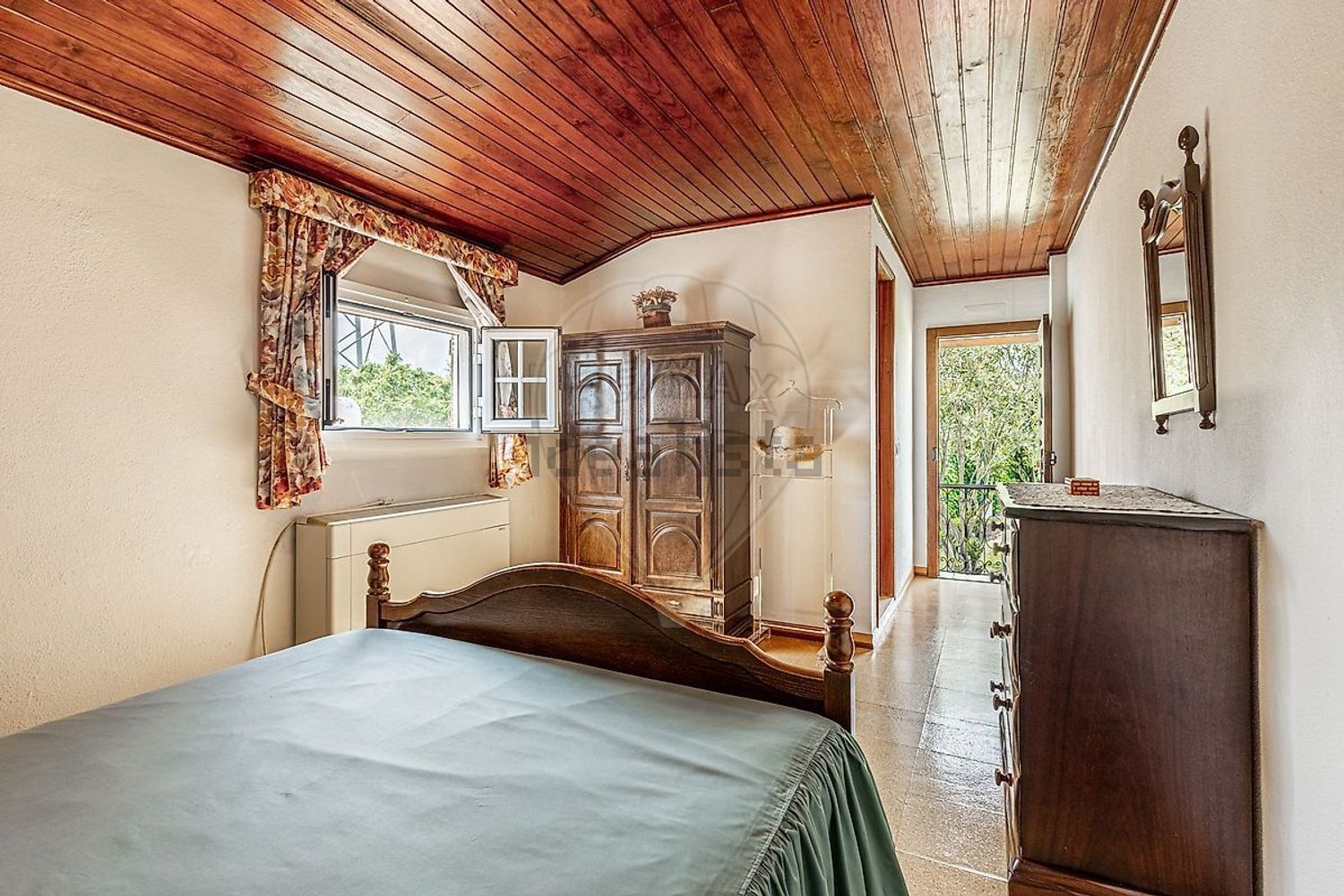 小楼房或独栋别墅出售Estr. da Serralheira de Baixo - 卧室