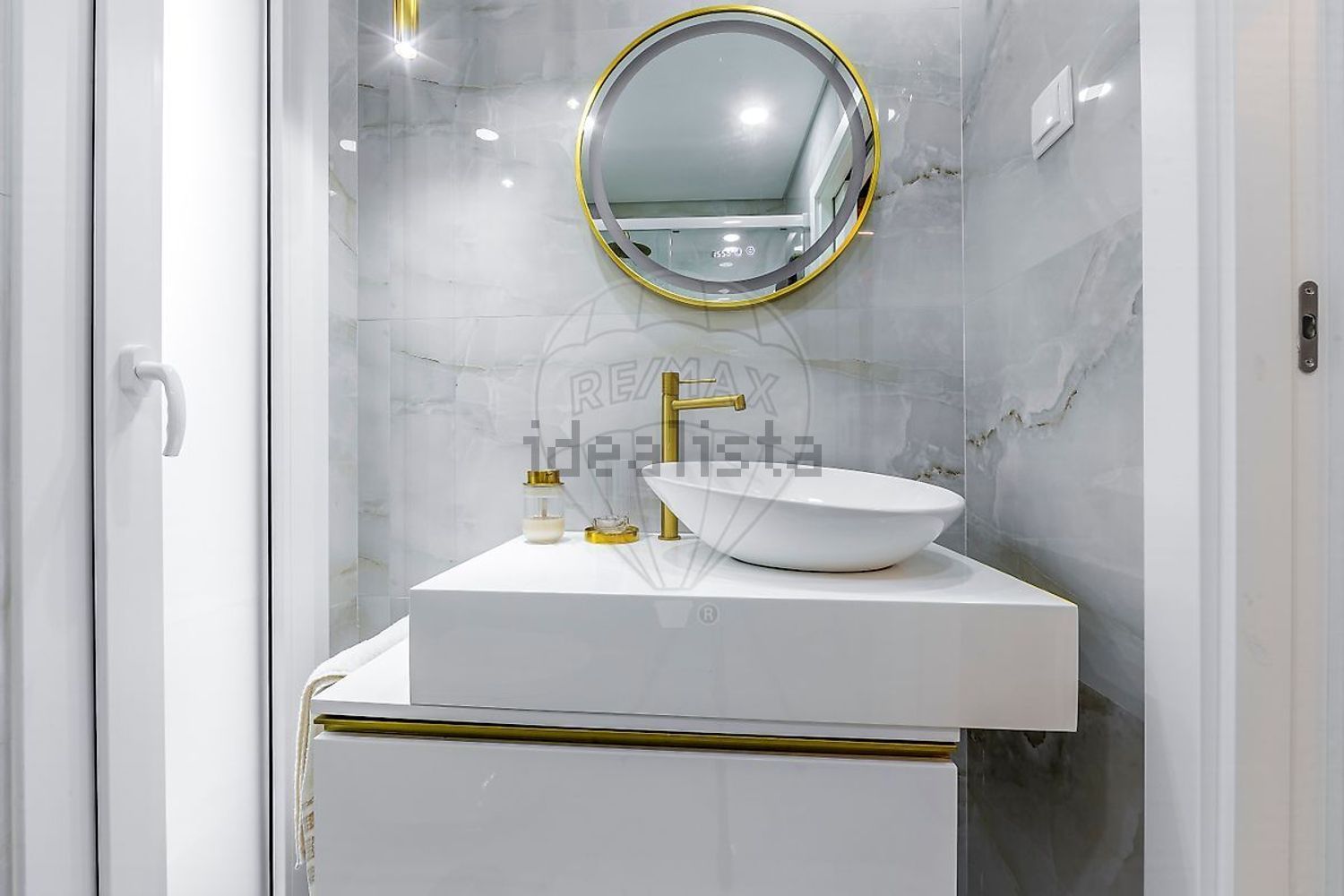 小楼房或独栋别墅出售在Rua da Ribeira - 卫生间