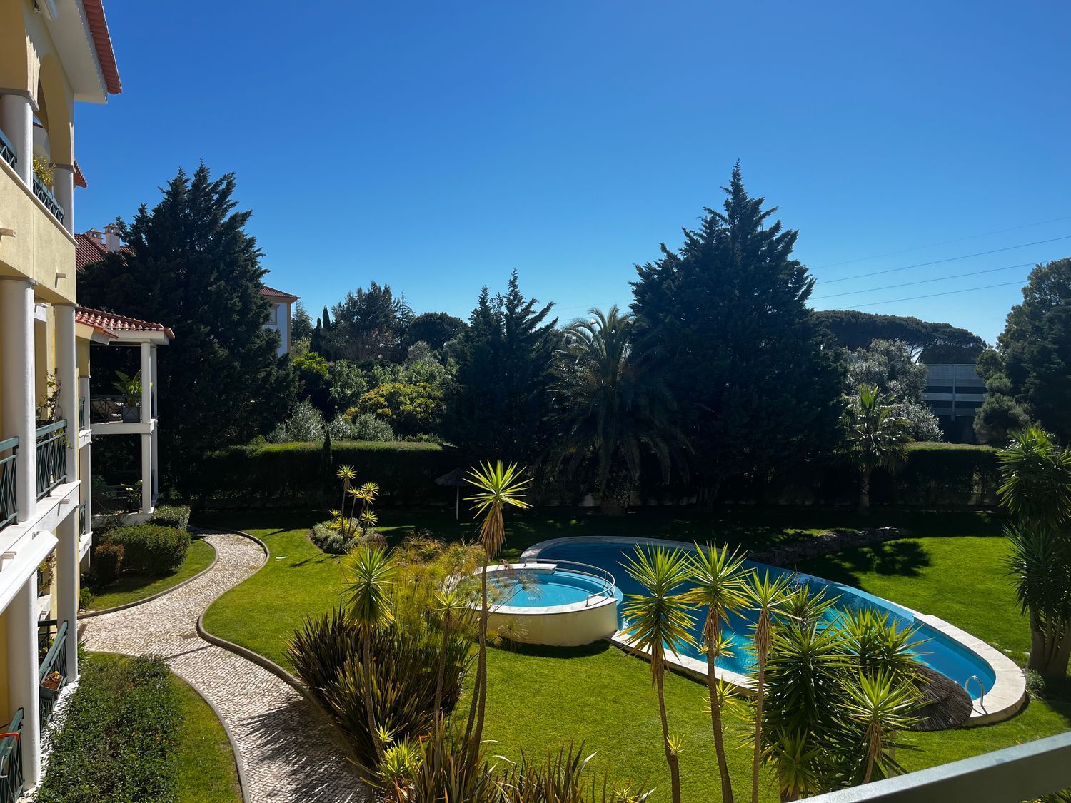 出租公寓 t3在Rua Mato das Cruzadas, 7 - 游泳池