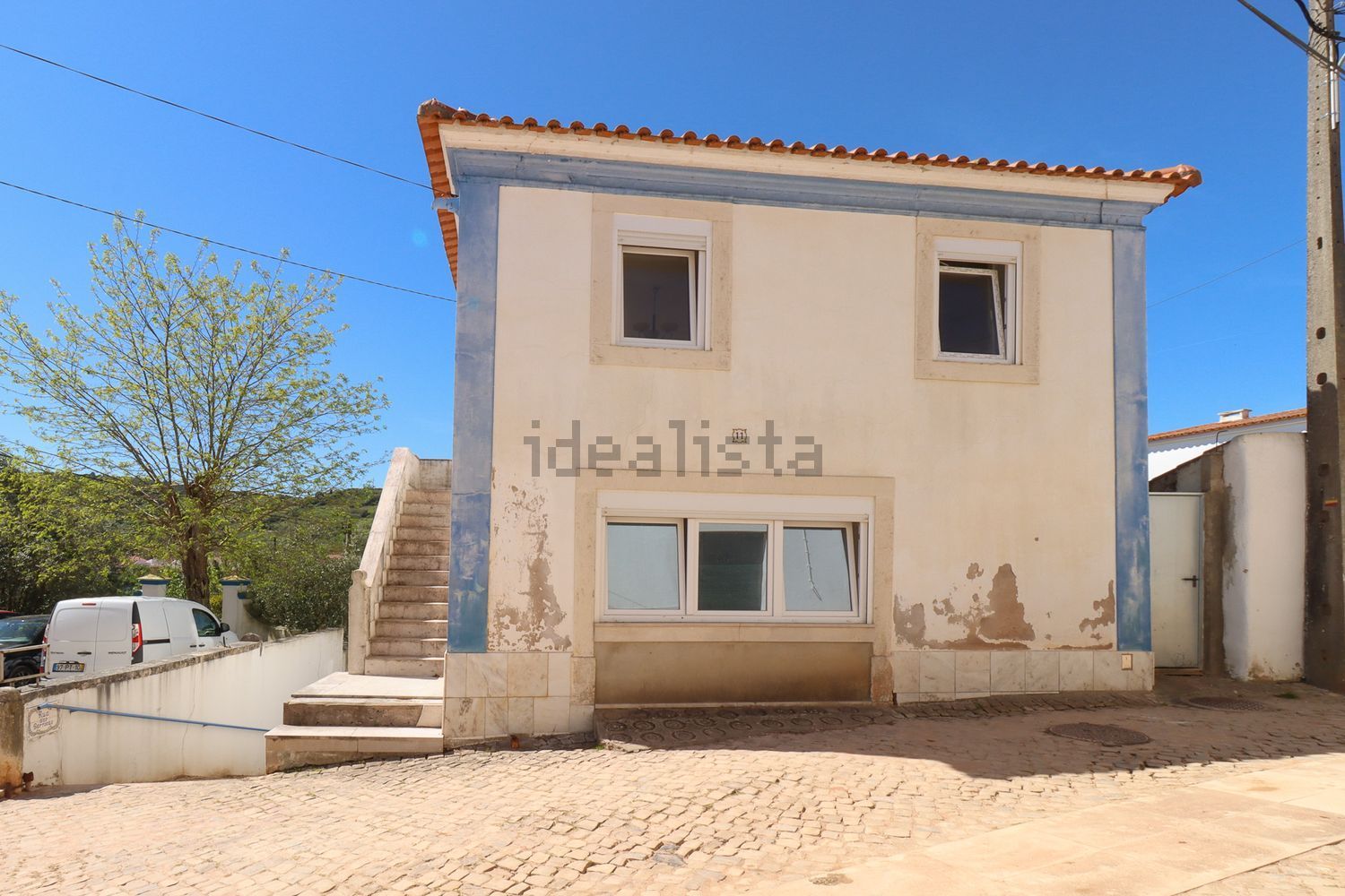 小楼房或独栋别墅出售在Rua do Pocinho - 外立面