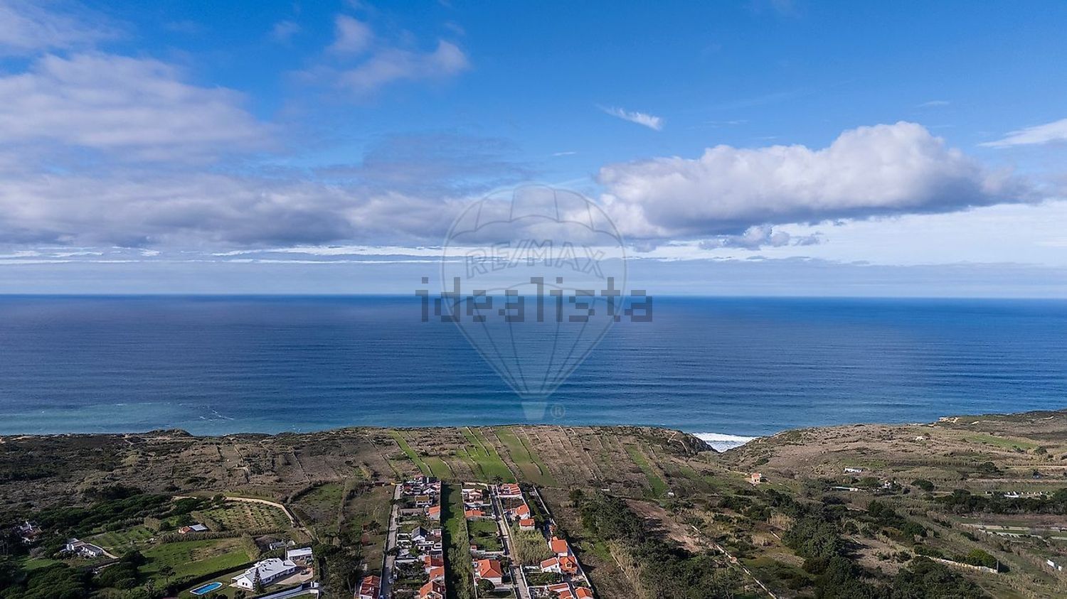 小楼房或独栋别墅出售在Largo do Juncalinho - 视线