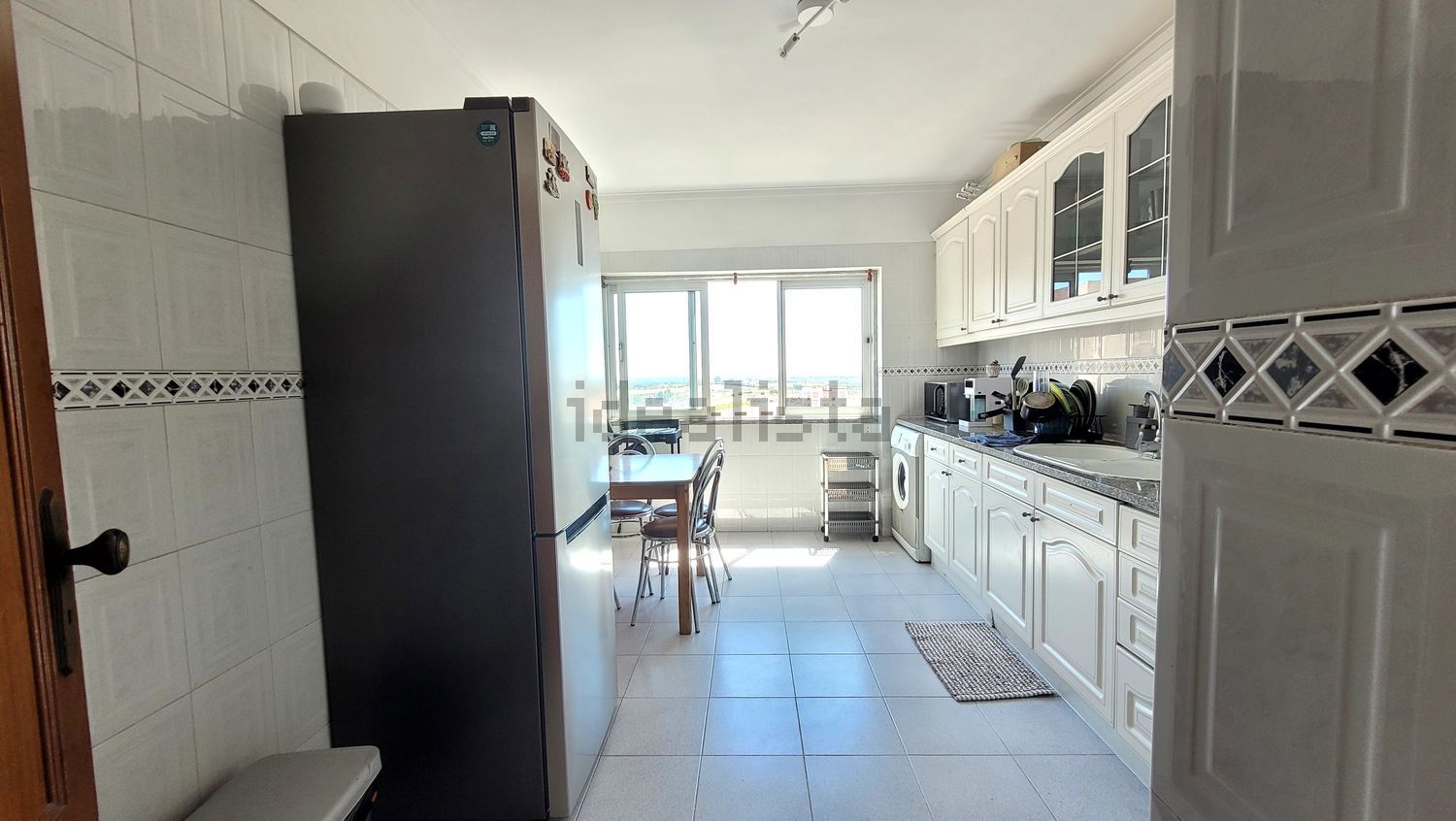 出租公寓 t3在Praceta João Álvares Fagundes, 2 - 厨房