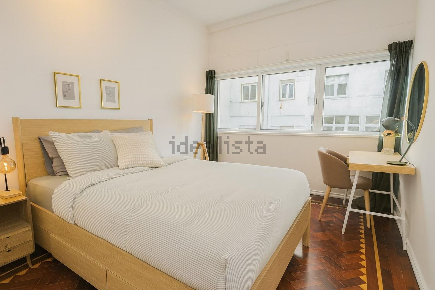 出租房间在Avenida Infante Santo, 345 - 卧室