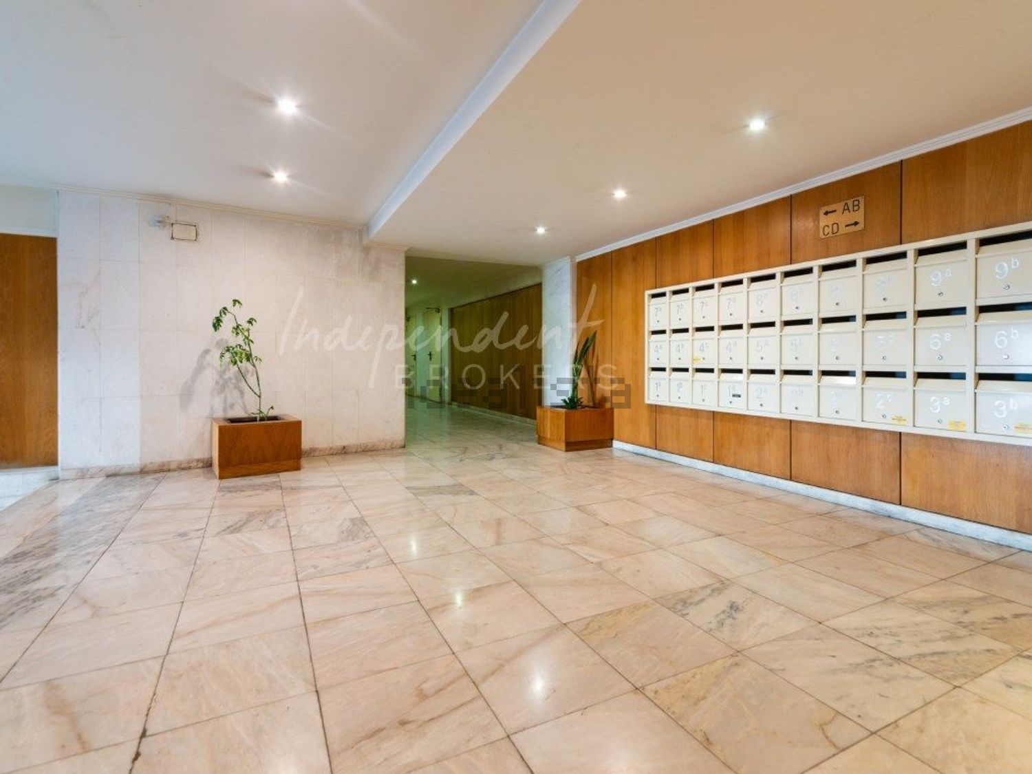 复式公寓出售在Rua Virgílio Correia, 1 D - 照片