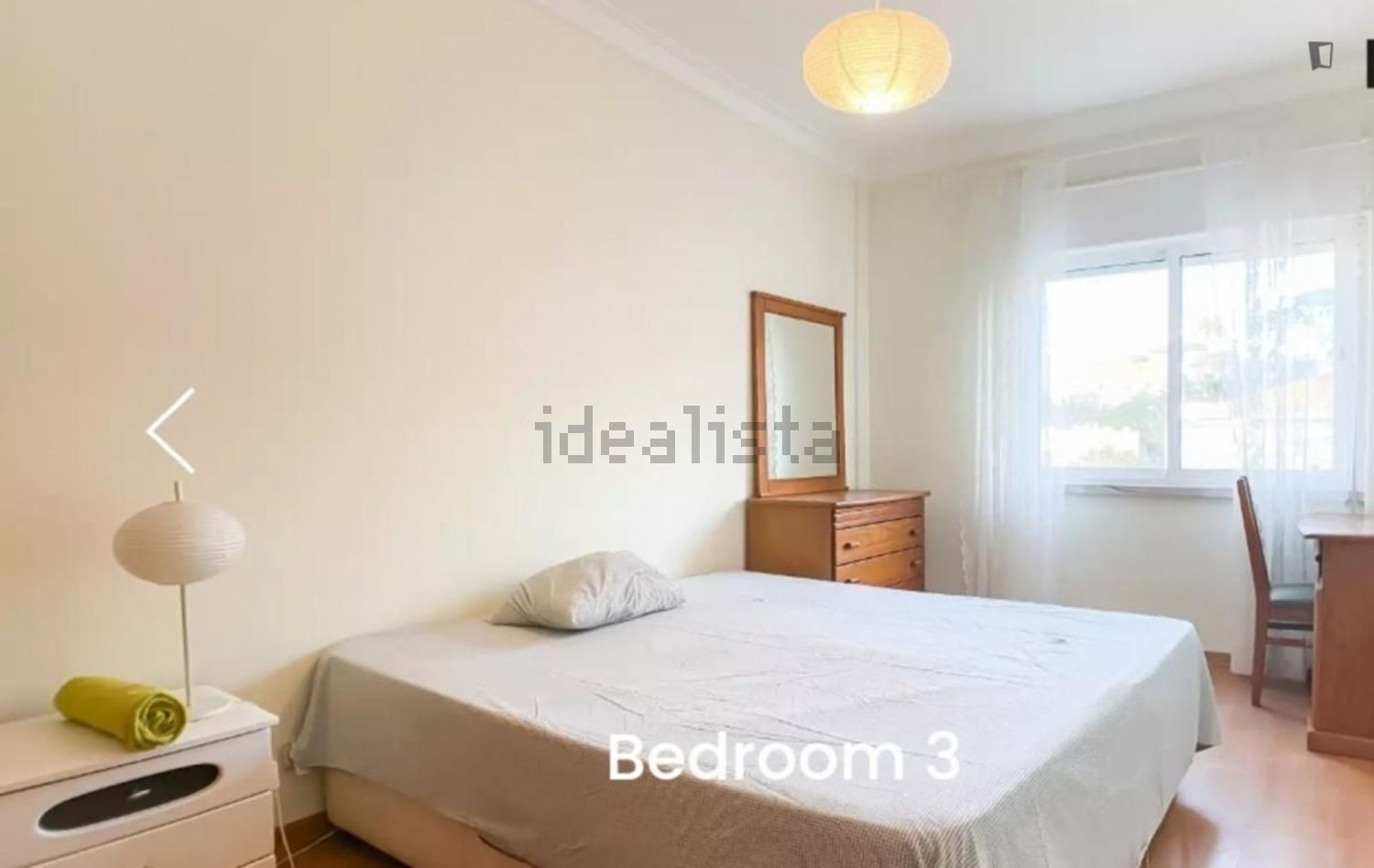 出租房间在Rua Engenheiro Quartin Graça - 卧室