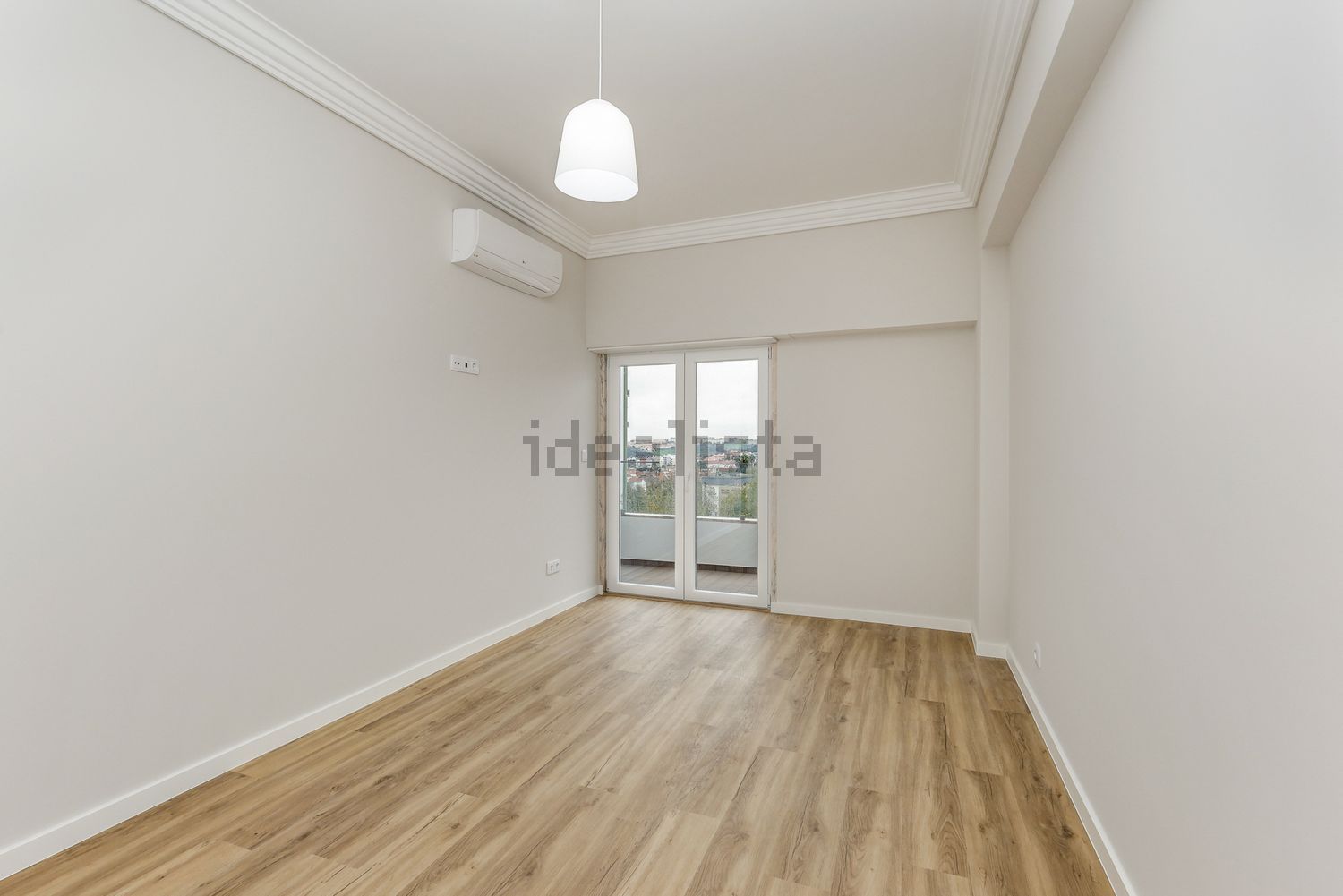 出租公寓 t4在Rua João das Regras, 35 - 卧室