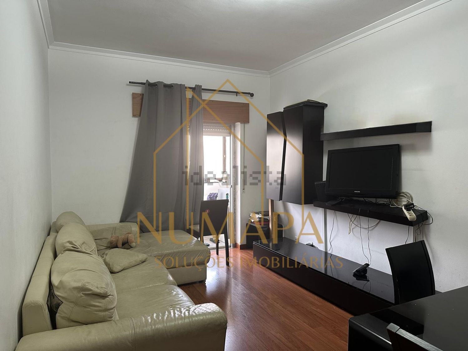 公寓 t2出售在Rua Jaime Cortesão - 客厅